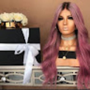 Meet your Posher, Roya